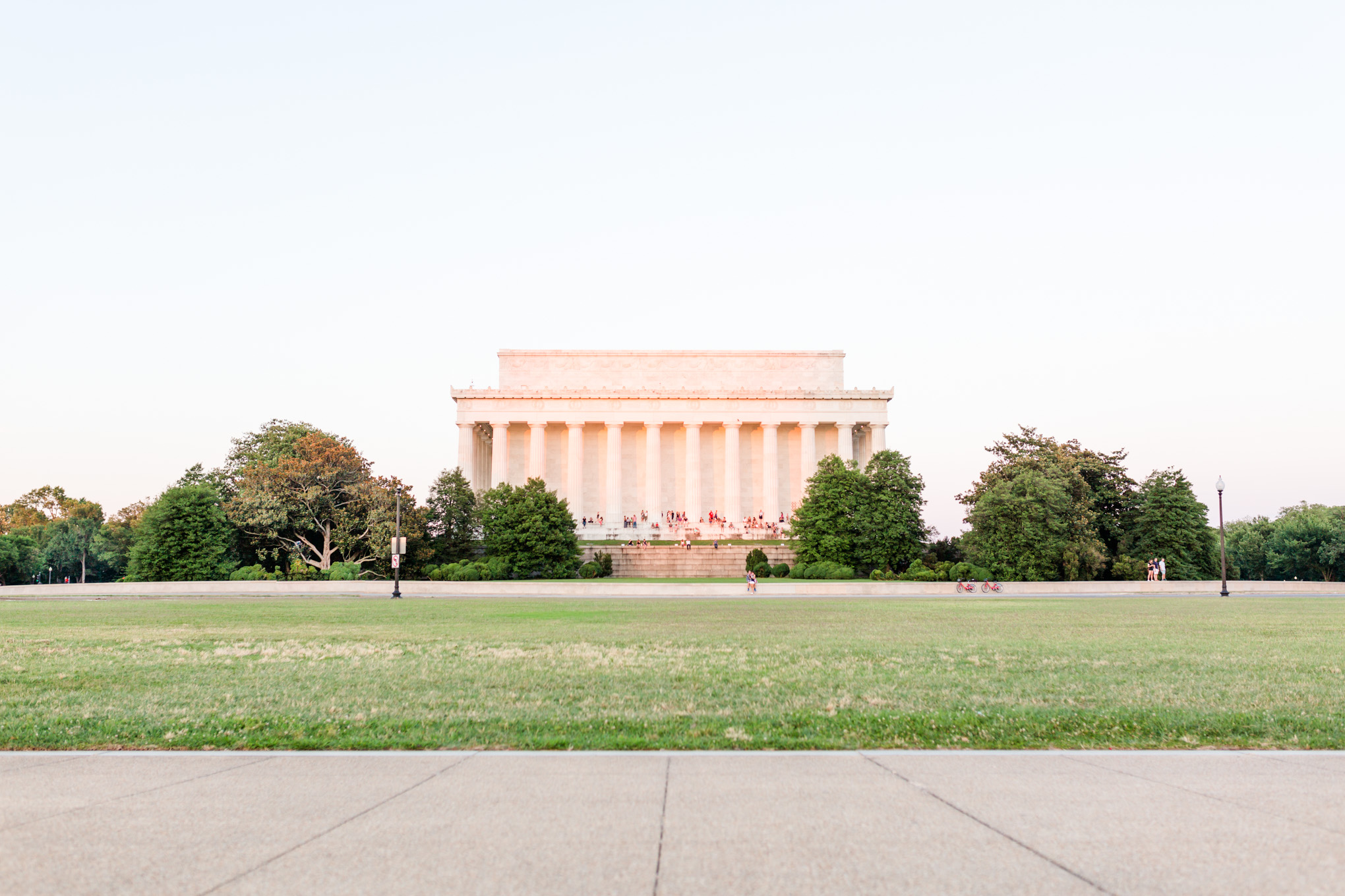 D.C. photo shoot spots, Lincoln Memorial, Washington, D.C., memorial, magic hour, sunset