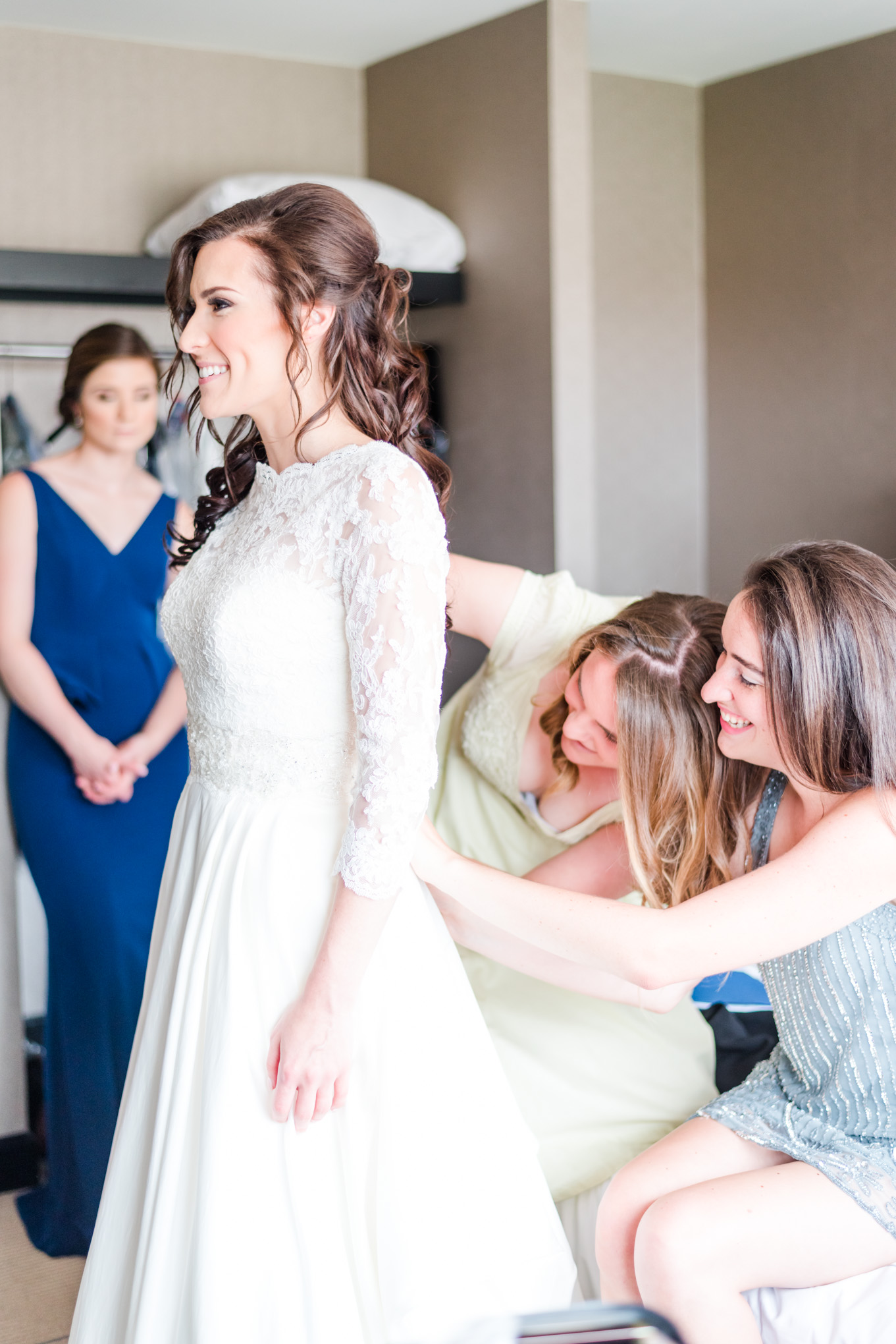 client experience, wedding photography, wedding photography investment, wedding photographer, Virginia wedding photographer, Maryland wedding photographer, behind the scenes, bridesmaids, wedding day, getting ready portraits