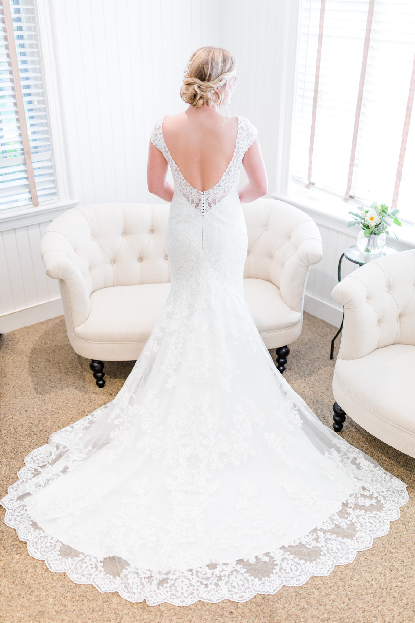 client experience, wedding photography, wedding photography investment, wedding photographer, Virginia wedding photographer, Maryland wedding photographer, behind the scenes, lace wedding gown, blonde bride, Keswick Vineyards wedding