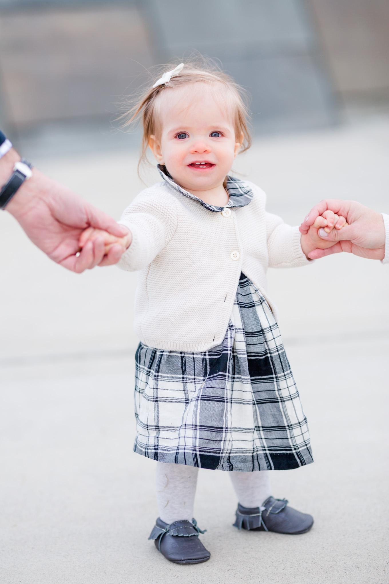 weekend wrap up, Arlington, Virginia family photographer, one year old, baby girl, plaid dress, cream cardigan, family photos style, baby girl style, blue moccasins, winter baby girl outfit