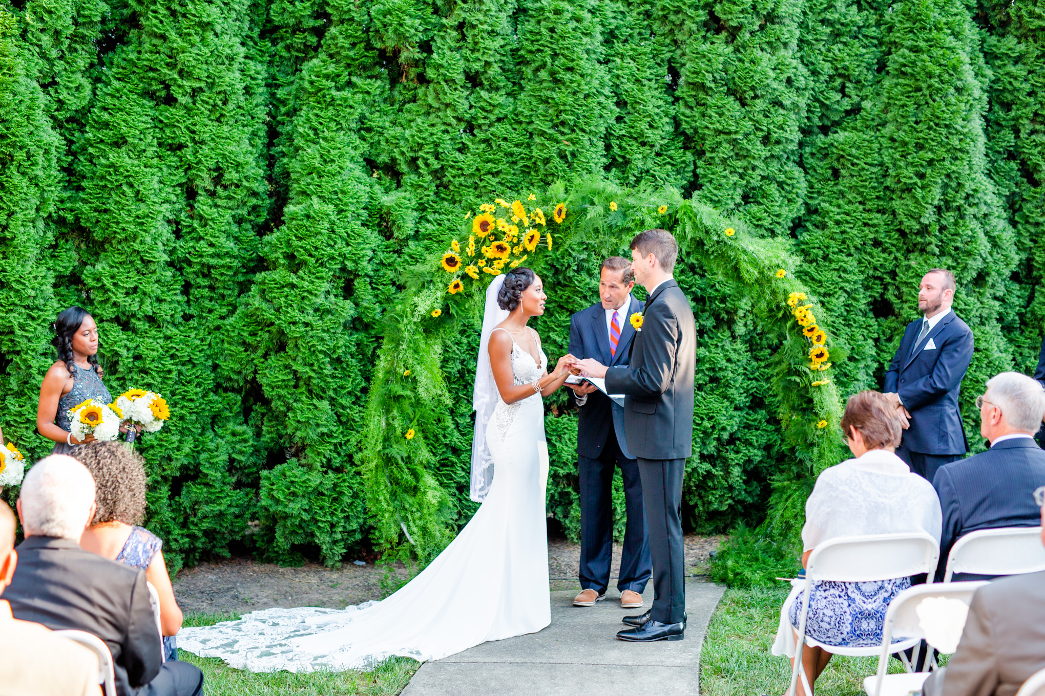 summer mansion at valley country club wedding, Maryland wedding, MD wedding, Maryland wedding photographer, summer wedding, summer wedding inspiration, Baltimore wedding photographer, DC wedding photographer, country club wedding, yellow aesthetic, Rachel E.H. Photography, couple exchanging rings