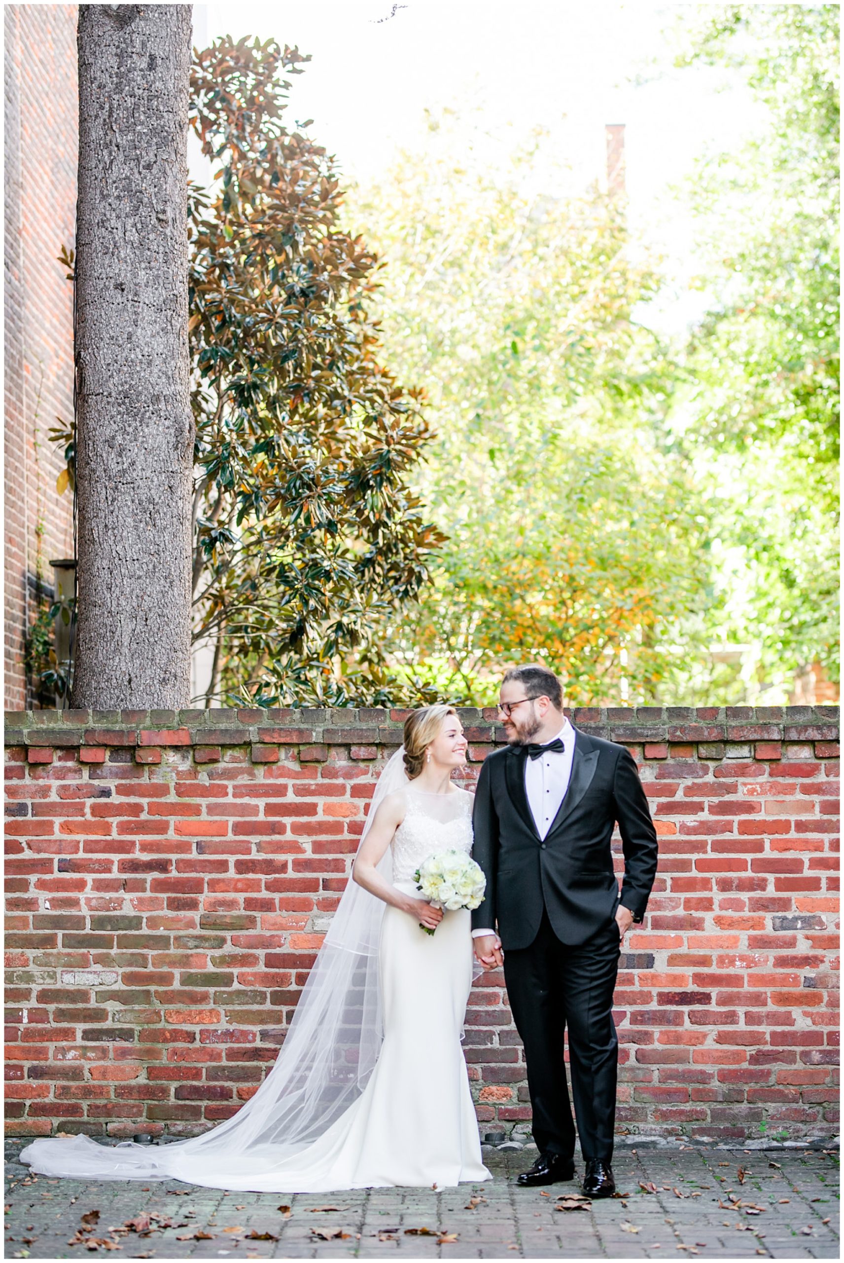 autumn Old Town Alexandria wedding, Old Town photographer, Alexandria wedding photographer, Northern Virginia wedding photographer, DC wedding photographer, Rachel E.H. Photography, autumn wedding, early autumn wedding, warm weather wedding, white aesthetic, classic wedding aesthetic, classic bride and groom, magic hour portraits, newlywed portraits