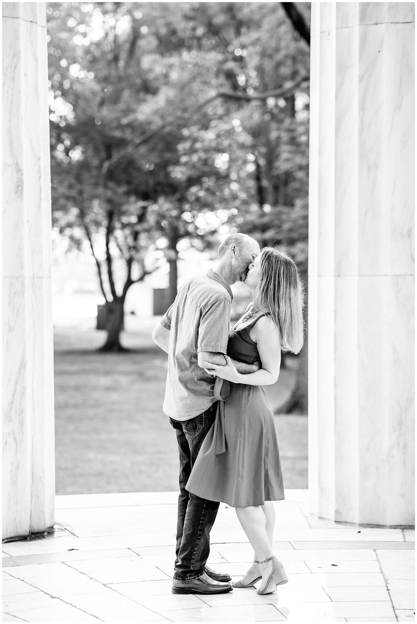 casual Lincoln Memorial engagement photos, casual engagement photos, DC engagement photos, DC engagement photographer, DC wedding photographer, natural light engagement photos, National Mall engagement photos, Rachel E.H. Photography, summer engagement photos, DC couple, red white and blue aesthetic, DC War Memorial, black and white engagement photos