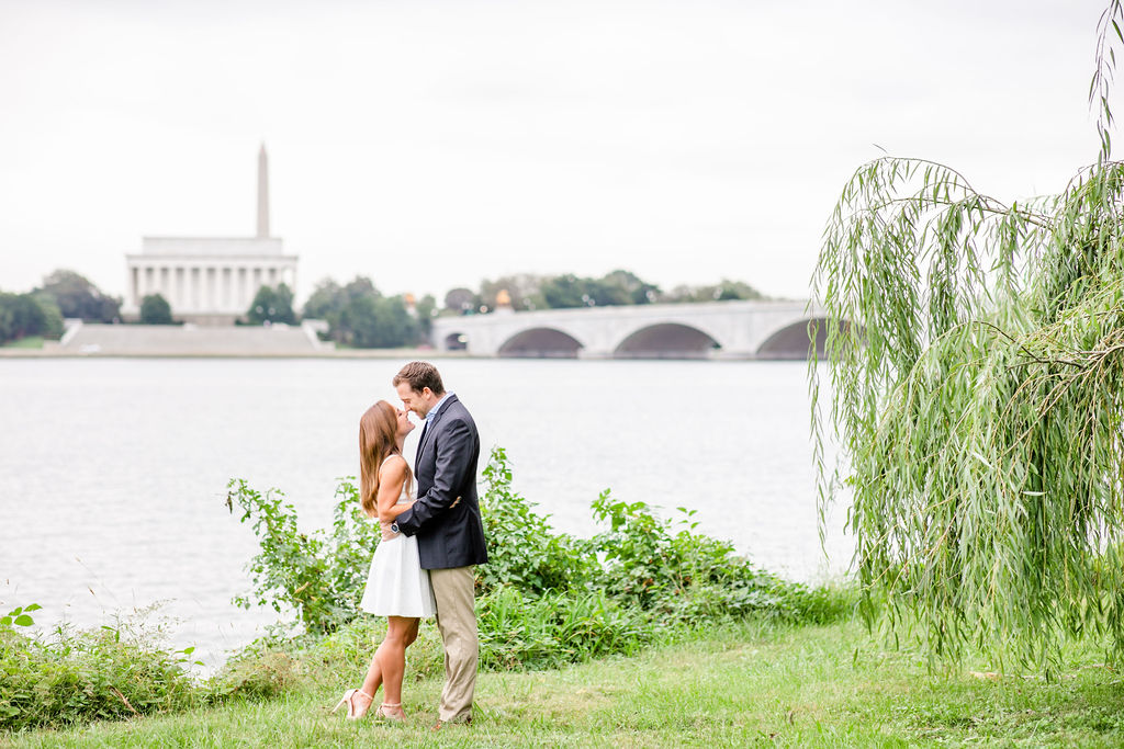 GW Parkway engagement photos, Roosevelt Island engagement photos, Mt. Vernon Trail engagement photos, Arlington engagement photos, DC engagement photos, waterfront engagement photos, autumn engagement photos, natural light engagement photos, Rachel E.H. Photography, silver engagement ring, DC scenery